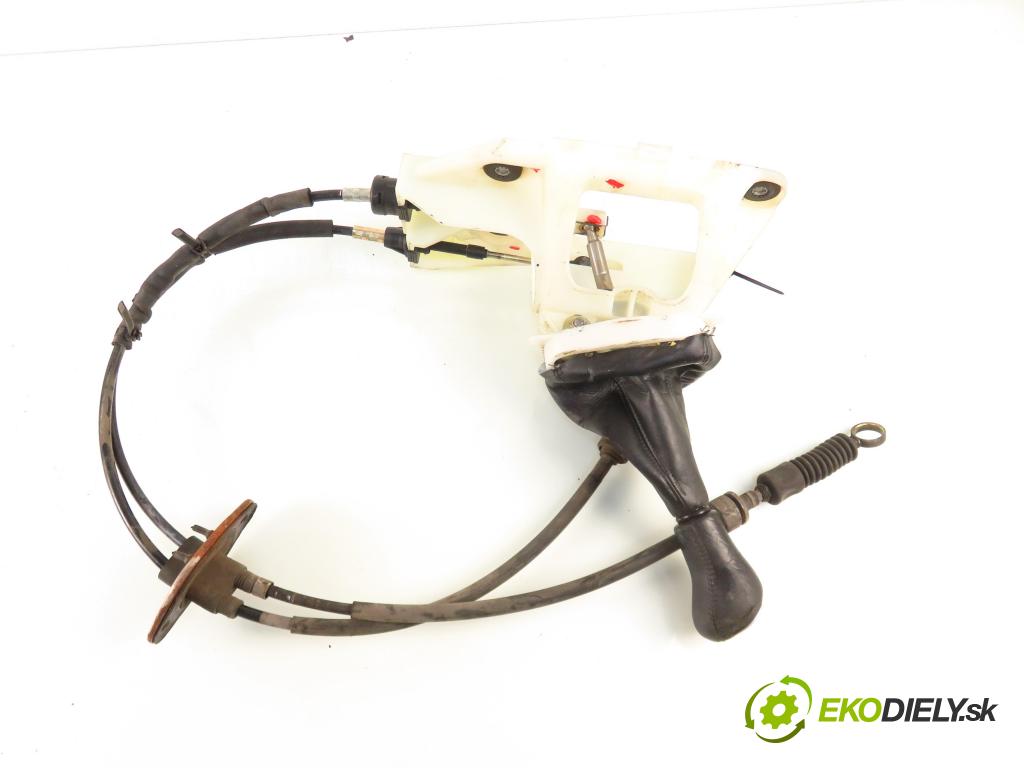 MITSUBISHI OUTLANDER I (CU_W) SUV 2005 100,00 2.0 (CU2W) - 4G63 (DOHC 16V) 1997,00 ZVEDÁK: