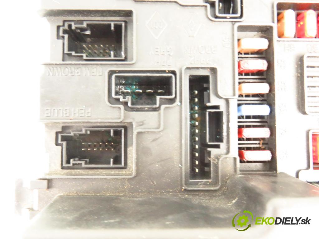 RENAULT MEGANE II (BM0/1_, CM0/1_) HB 2003 83,00 1.6 16V 113 - K4M 760 1598,00 MODUL BSM 8200306033B ; A118399300K