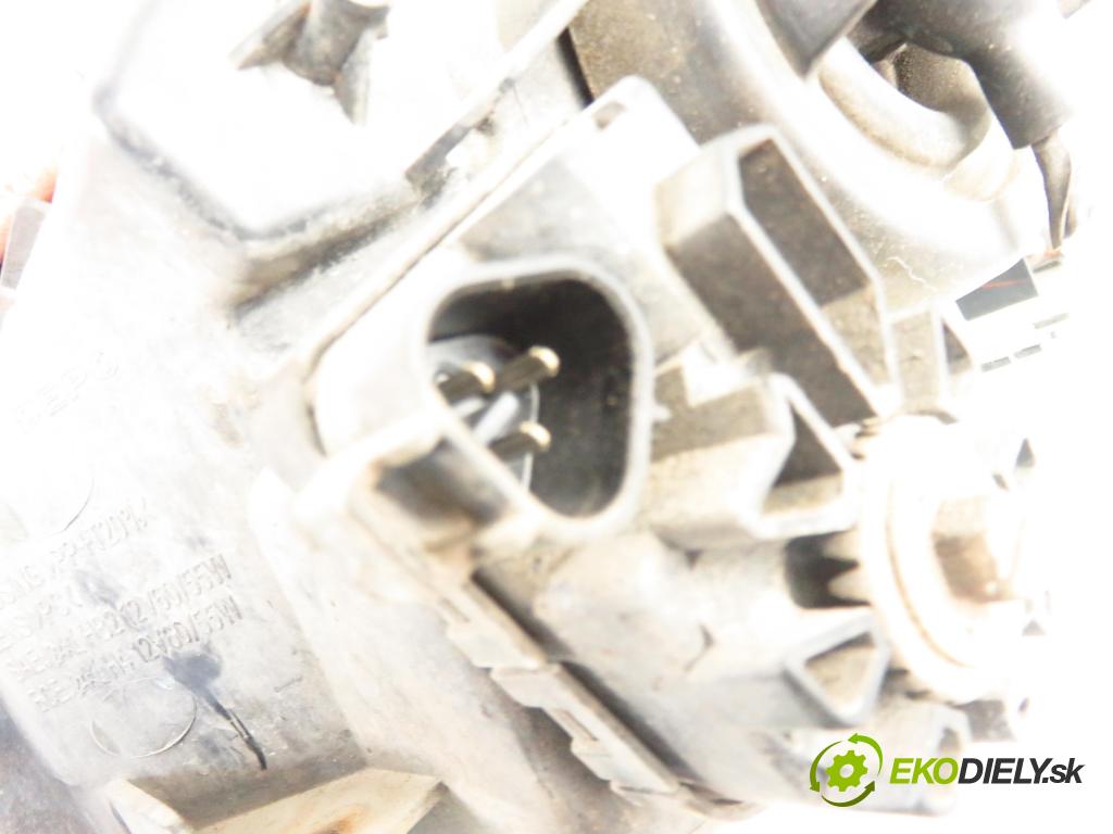 SUZUKI LIANA (ER) HB 2002 76,00 1.6 - M16A 1586,00 Svetlo PP