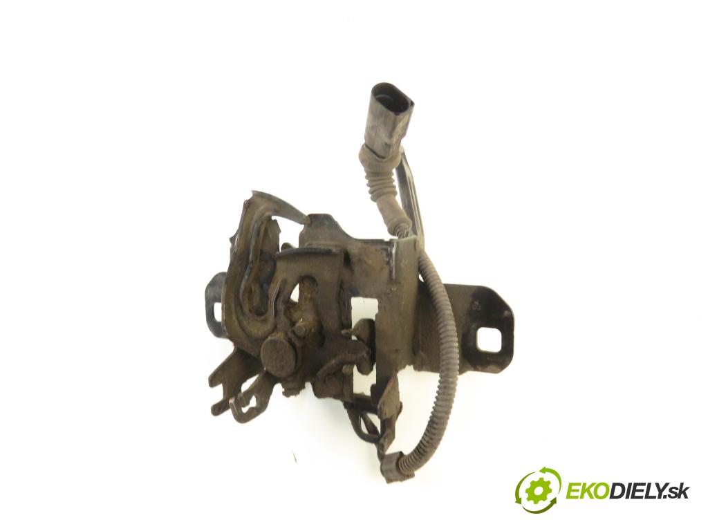 SEAT LEON (1M1) HB 2002 81,00 1.9 TDI 110 - ASV 1896,00 zámok kapoty 1M0823503