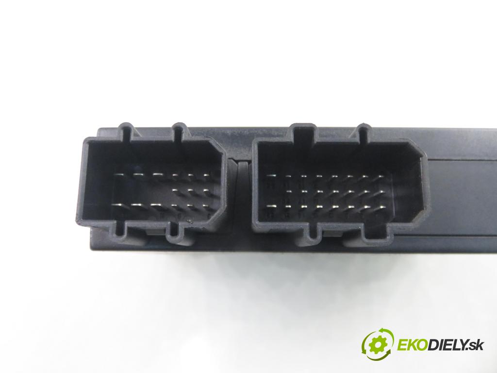 SEAT LEON (1M1) HB 2002 81,00 1.9 TDI 110 - ASV 1896,00 MODUL komfortu 1C0959799F