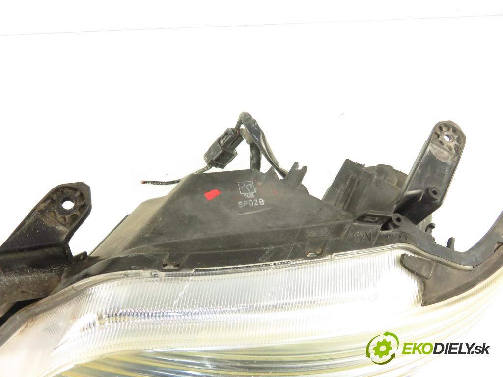 MITSUBISHI OUTLANDER I (CU_W) SUV 2005 100,00 2.0 (CU2W) - 4G63 (DOHC 16V) 1997,00 Svetlo LP P4323L ; P4326L
