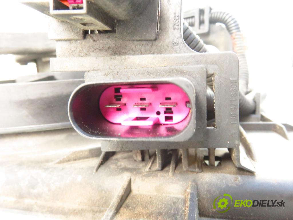 AUDI A3 (8L1) HB 2002 75,00 1.6 8V 102 - BFQ 1595,00 ventilátor chladič PODNEBÍ / VODA 1J0121207M ; 1J0121205B