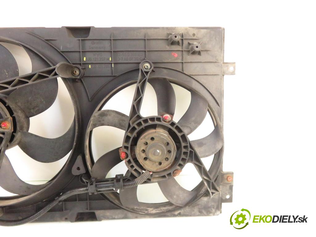AUDI A3 (8L1) HB 2002 75,00 1.6 8V 102 - BFQ 1595,00 ventilátor chladič PODNEBÍ / VODA 1J0121207M ; 1J0121205B