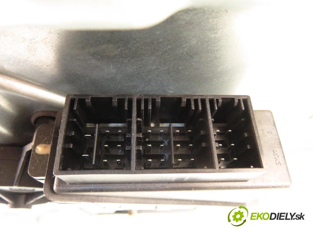 SKODA FABIA I (6Y2) HB 2003 55,00 1.4 16V - BBY 1390,00 mechanismus oken PPE 6Y1837752J