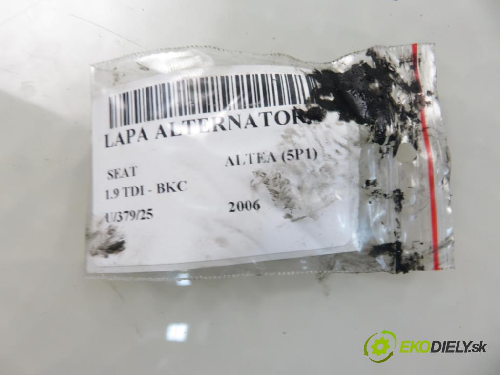 SEAT ALTEA (5P1) HB 2006 77,00 1.9 TDI - BKC 1896,00 uchycení alternátora 038903143AF ; 03G903315C