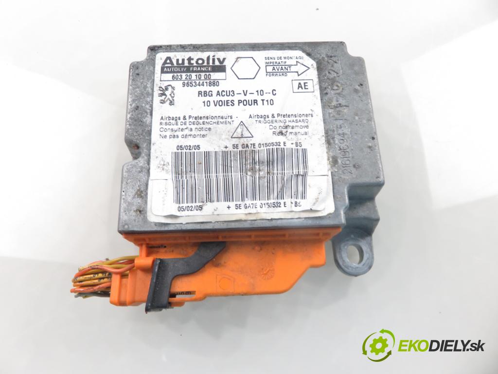 PEUGEOT 206 liftback (2A/C) HB 2004 440,00 1.1 i - HFX (TU1JP) 1124,00 MODUL air BAG 9653441880