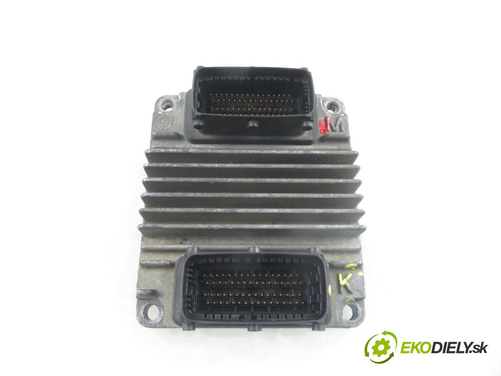 OPEL CORSA C (X01) HB 2002 48,00 1.7 DI - Y 17 DTL 1686,00 Riadiaca jednotka Motor 8972333707 ; 09391259