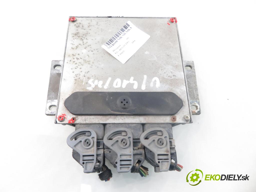 PEUGEOT 206 liftback (2A/C) HB 2004 440,00 1.1 i - HFX (TU1JP) 1124,00 řídící jednotka motora 9648620980 ; 9645989480 ; IAW48P277