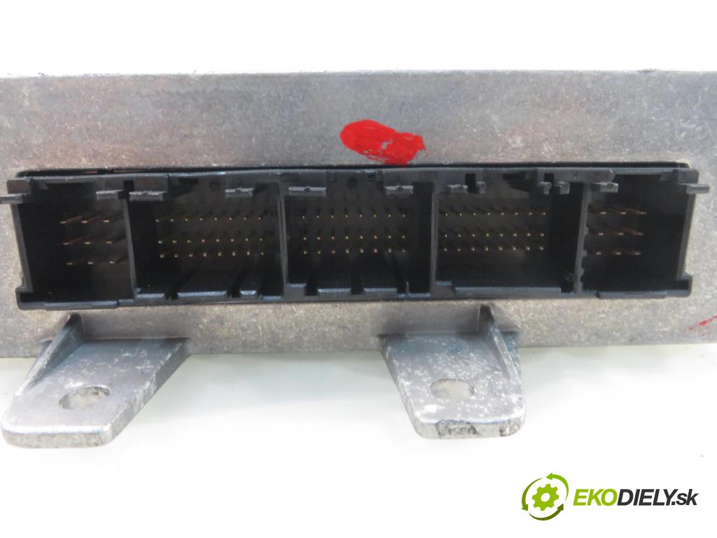 AUDI A4 (8D2, B5) SEDAN 1996 74,00 1.6 8V 100 - ADP 1595,00 Riadiaca jednotka Motor 8D0907557H ; 0261203940 ; 0261203941