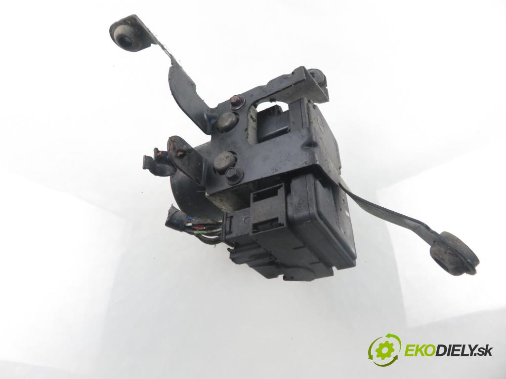 FORD FIESTA V (JH_, JD_) HB 2007 50,00 1.4 TDCi 68 - F6JB 1399,00 Pumpa ABS 10097001323 ; 10020700514 ; 4S612M110CC (Pumpa ABS)