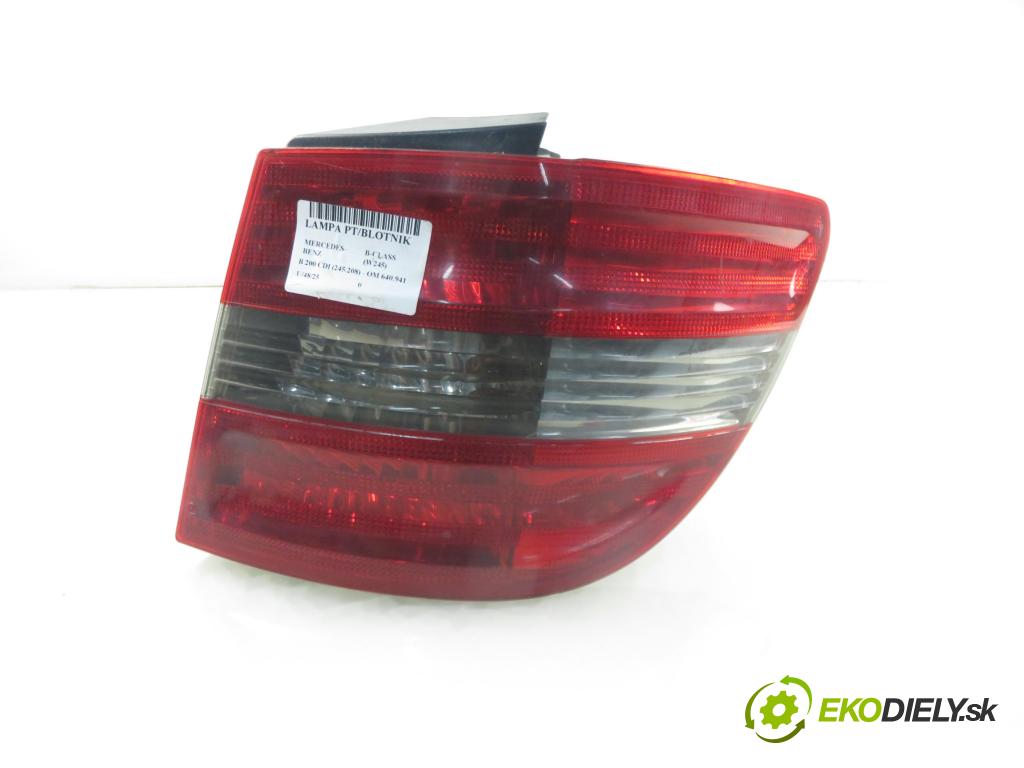 MERCEDES-BENZ KLASA B Sports Tourer (W245) MINIVAN 2009 103,00 B 200 CDI (245.208) -  140 OM 640.941 1991,00 světlo pravé zadní 1698202664