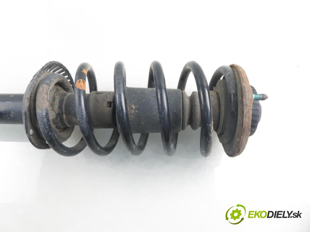 AUDI A4 (8D2, B5) SEDAN 1996 74,00 1.6 8V 100 - ADP 1595,00 MCPERSON PP 8D0413031L