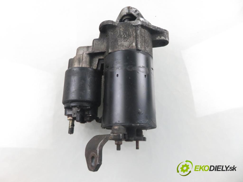 AUDI A4 (8D2, B5) SEDAN 1996 74,00 1.6 8V 100 - ADP 1595,00 Štartér 053911023B ; 0001107054 (Štartér)