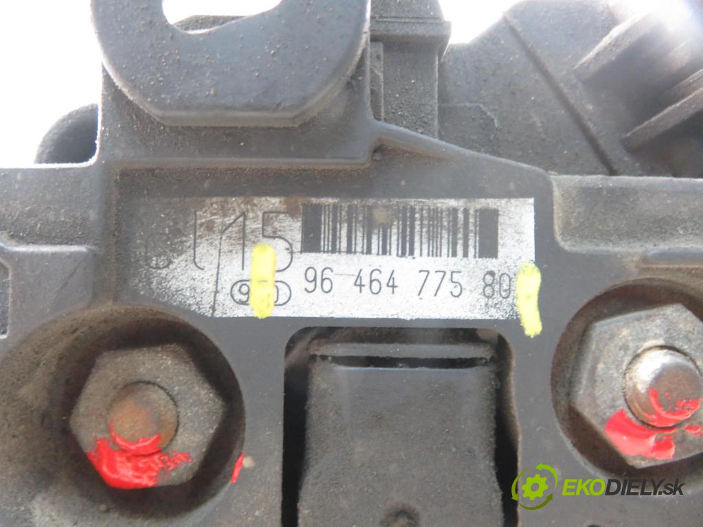 CITROEN BERLINGO / BERLINGO FIRST nadwozie wielkoprzestrzenne (MPV) KOMBIVAN 2004 66,00 2.0 HDI 90 1997,00 Alternátor 9646477580 (Alternátor)