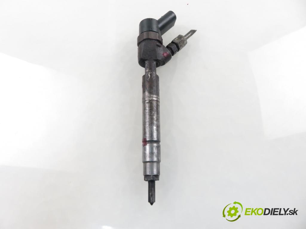 MERCEDES-BENZ KLASA A (W168) HB 1998 66,00 1.7 CDI 90 1689,00 vstrekovač 0445110015 ; 6680700287 (Vstrekovač paliva)