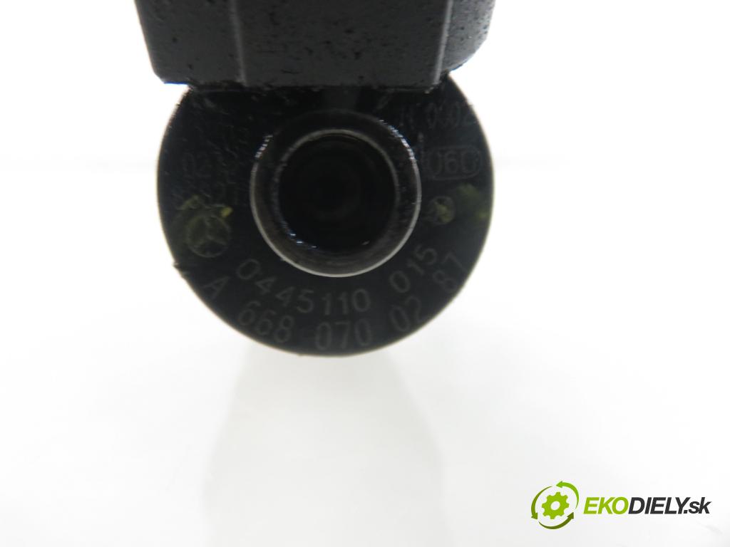 MERCEDES-BENZ KLASA A (W168) HB 1998 66,00 1.7 CDI 90 1689,00 vstrekovač 0445110015 ; 6680700287 (Vstrekovač paliva)