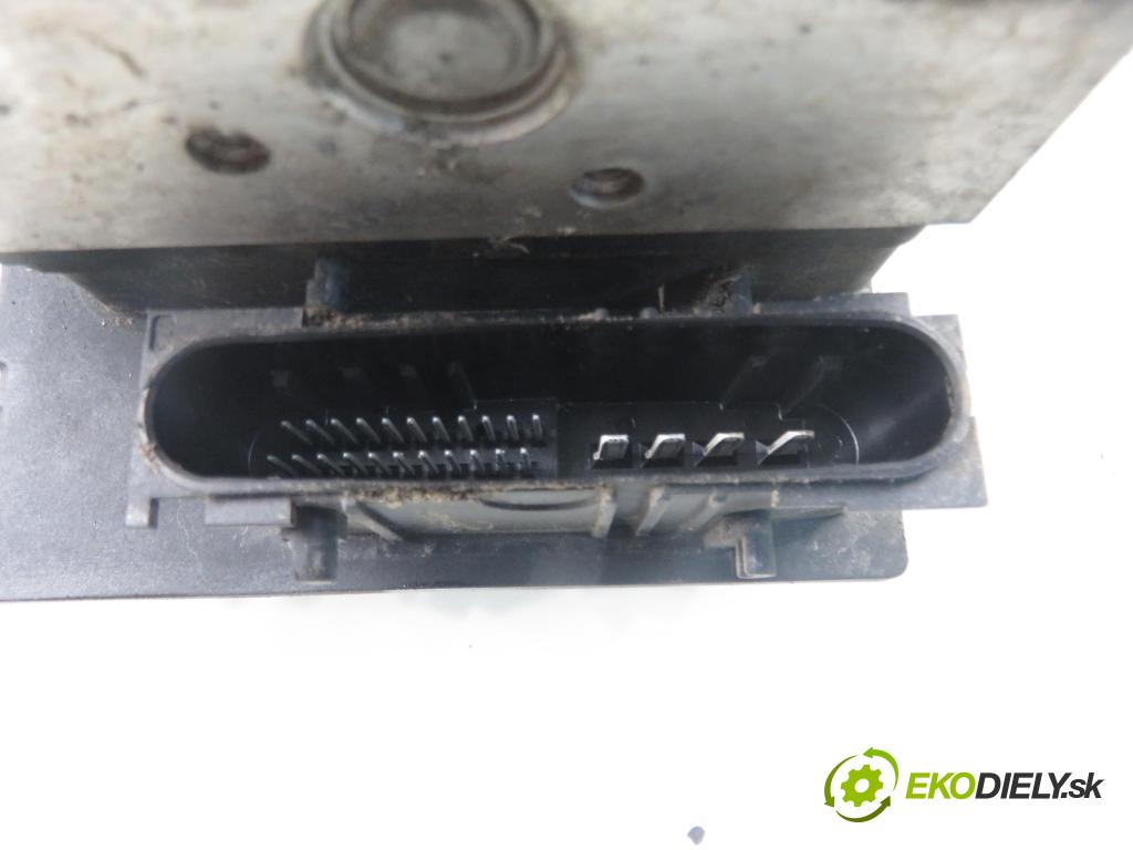 SUZUKI SX4 (EY, GY) CROSSOVER 2007 88,00 1.9 DDiS 4x4 (RW 419D) - D19AA 1910,00 Pumpa ABS 5611079JB0 ; 0265950462 ; 0265235008 (Pumpa ABS)