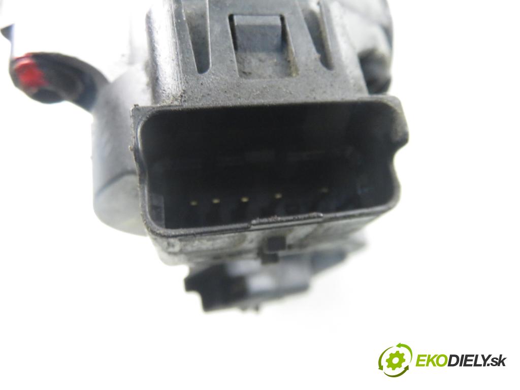 FORD FOCUS II (DA_, HCP) KOMBI 2006 80,00 1.6 TDCi - G8DB 1560,00 Škrtiaca klapka 9655971880 (Škrtiaca klapka)