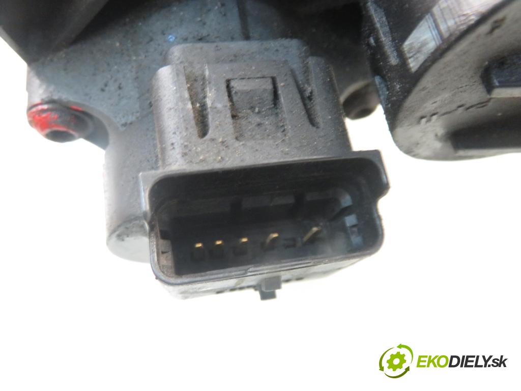 FORD FOCUS II (DA_, HCP) KOMBI 2006 80,00 1.6 TDCi - G8DB 1560,00 Škrtiaca klapka 9655971880 (Škrtiaca klapka)