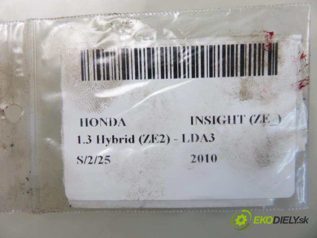 HONDA INSIGHT (ZE_) HB 2010 65,00 1.3 Hybrid 1339,00 piest