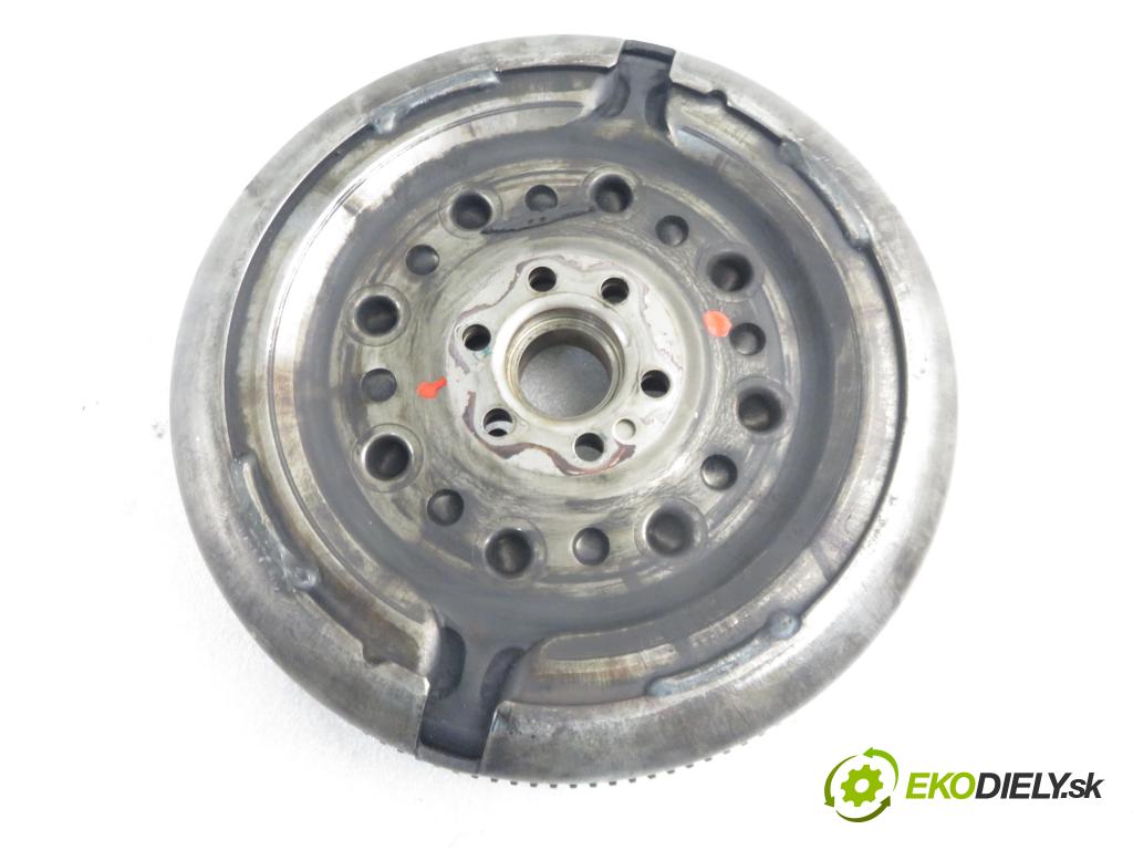 VW PASSAT B6 (3C2) SEDAN 2006 103,00 2.0 TDI - BMP 1968,00 řemenice DUAL MASS / COMP 3082000396 ; 1878005146 ; 2294000113