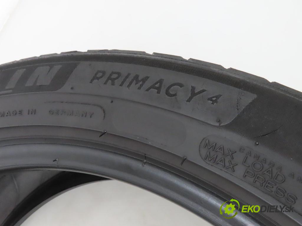    2018    PNEUMATIKY: / PNEUMATIKY: LÉTO 