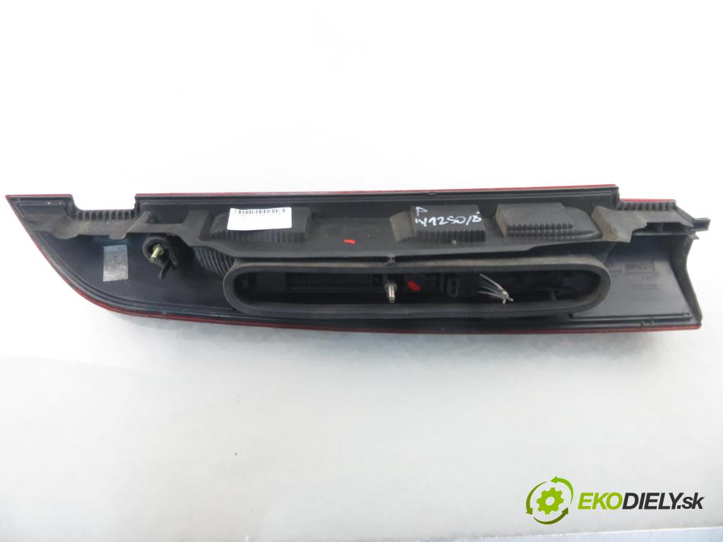 RENAULT KANGOO Express (FC0/1_) FURGON 2005 47,00 1.9 D (FC0J) - F8Q 632 1870,00 Svetlo pravé zadné