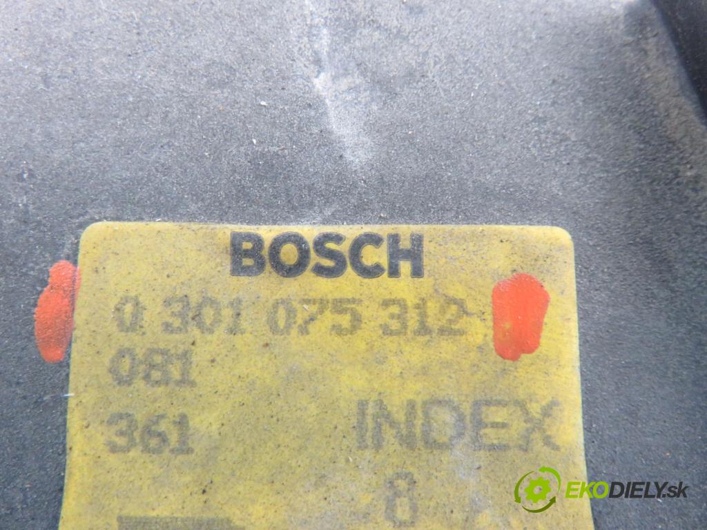 AUDI 80 (8C, B4) SEDAN 1993 55,00 1.9 TD - AAZ 1896,00 Svetlo PP 0301075312
