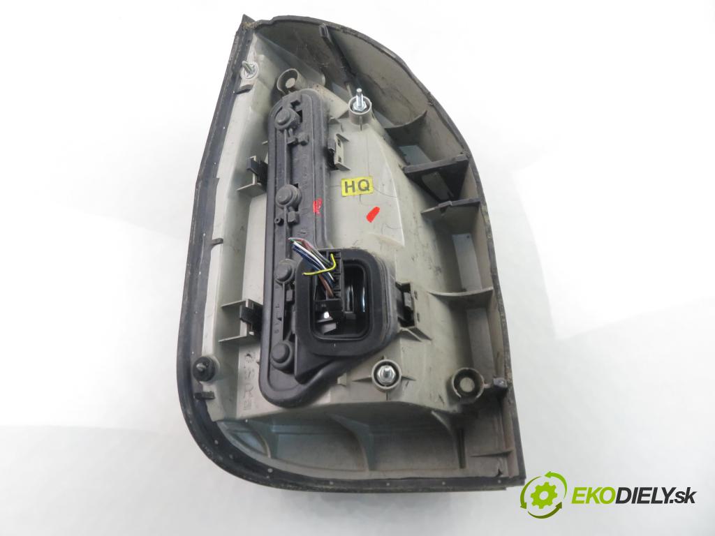 OPEL ZAFIRA A Nadwozie Wielkopojemne (MPV) (T98) MINIVAN 2001 74,00 2.0 DTI 16V 101 - Y 20 DTH 1995,00 Svetlo pravé zadné
