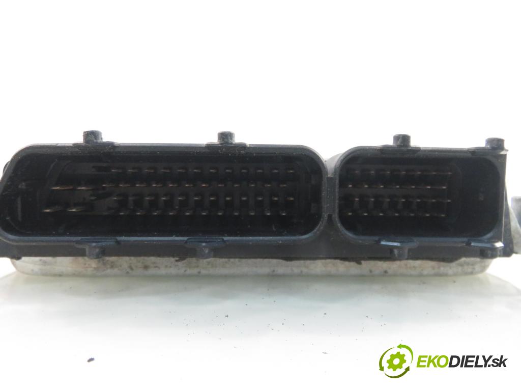 SEAT LEON (1M1) HB 2004 55,00 1.4 16V - BCA 1390,00 Riadiaca jednotka Motor 0261207191 ; 036906032H