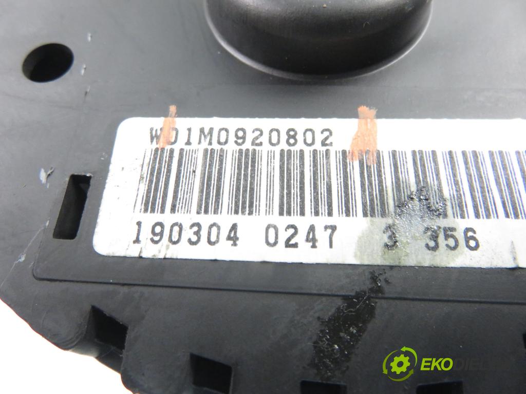 SEAT LEON (1M1) HB 2004 55,00 1.4 16V - BCA 1390,00 prístrojovka elektrický 1M0920802 ; 110080152001