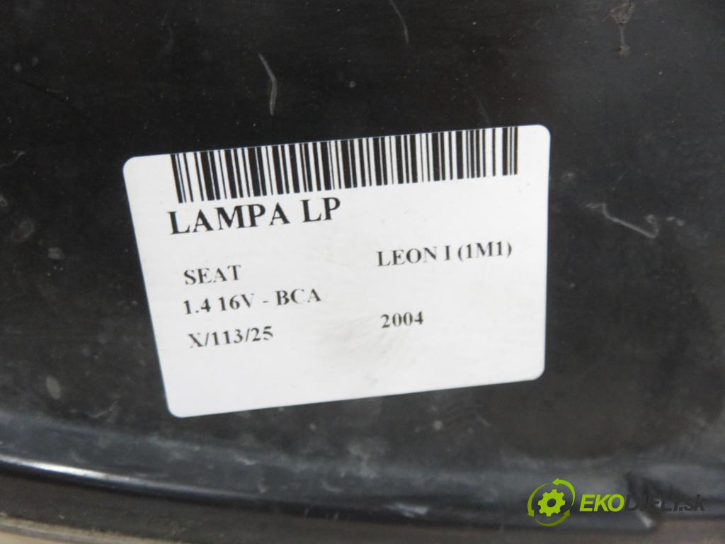 SEAT LEON (1M1) HB 2004 55,00 1.4 16V - BCA 1390,00 Svetlo LP 