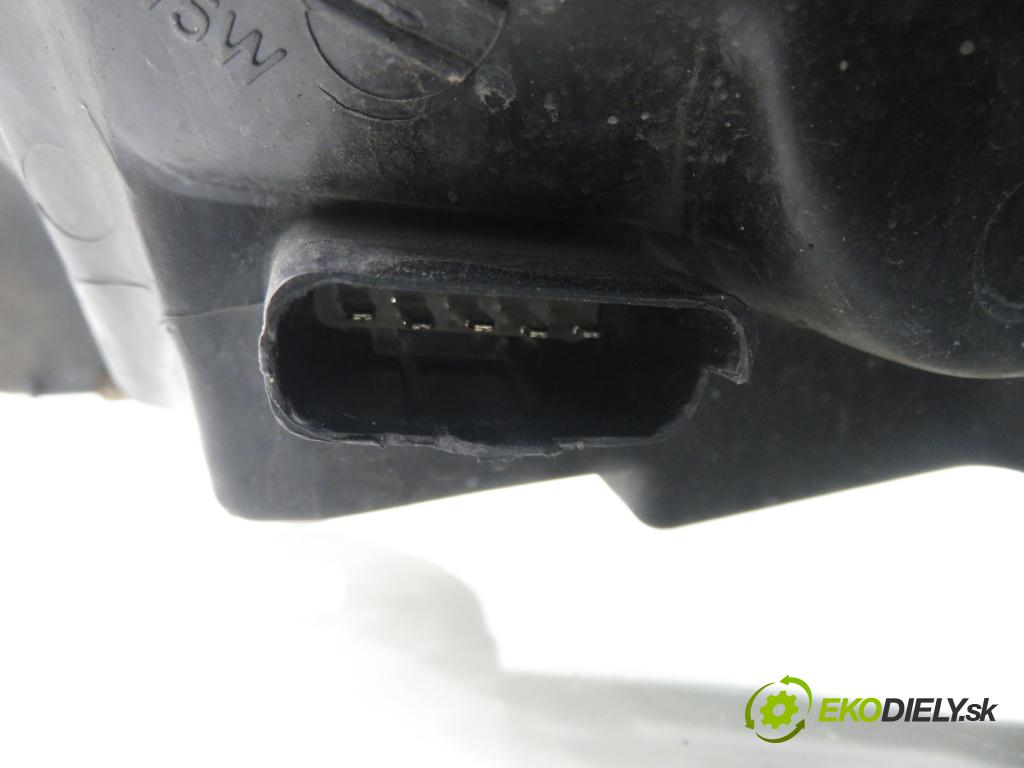 RENAULT CLIO II (BB_, CB_) HB 2003 66,00 1.6 (B/CB0D) - K7M 744 1598,00 světlo PP