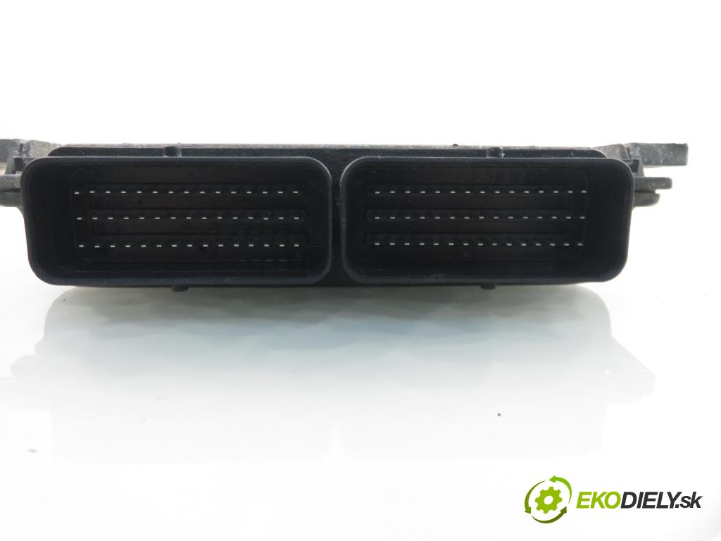 RENAULT CLIO II (BB_, CB_) HB 2003 66,00 1.6 (B/CB0D) - K7M 744 1598,00 Riadiaca jednotka Motor S118301113 ; 8200214973 ; 8200080285