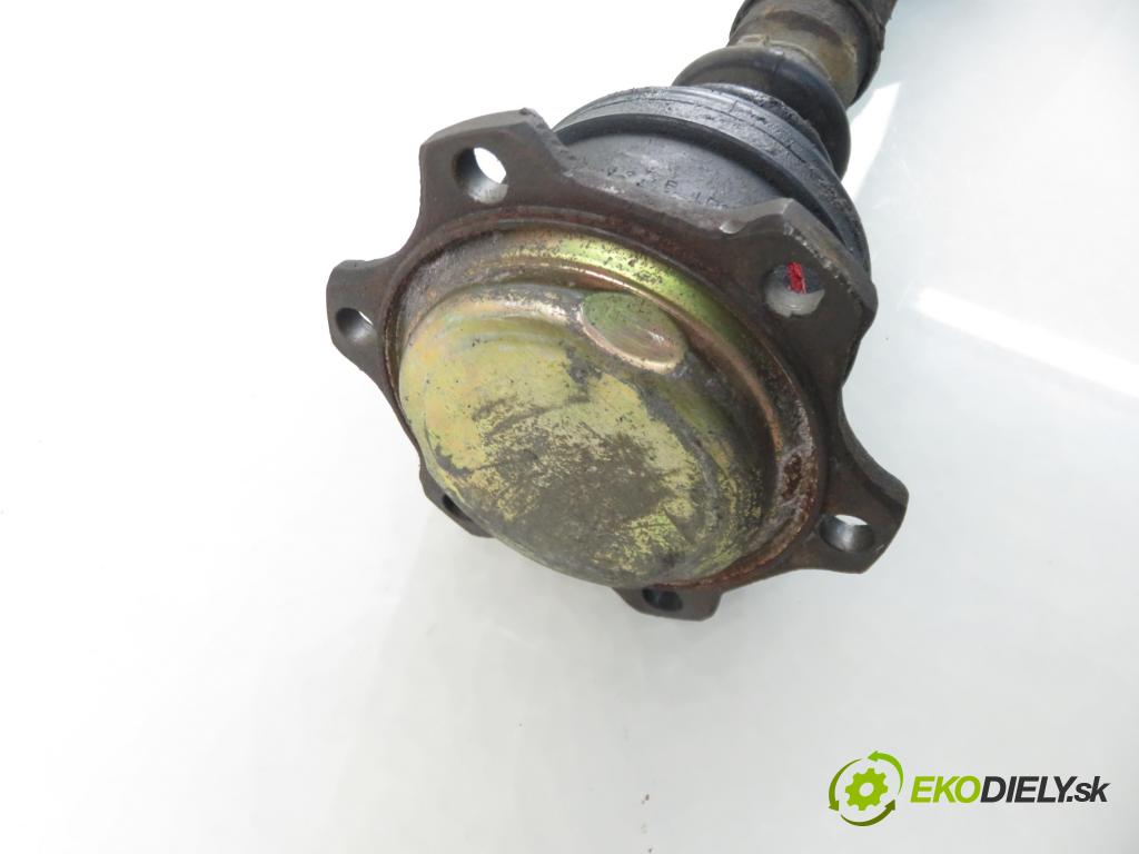 AUDI A4 (8D2, B5) SEDAN 1996 74,00 1.6 8V 100 - ADP 1595,00 Poloos LP