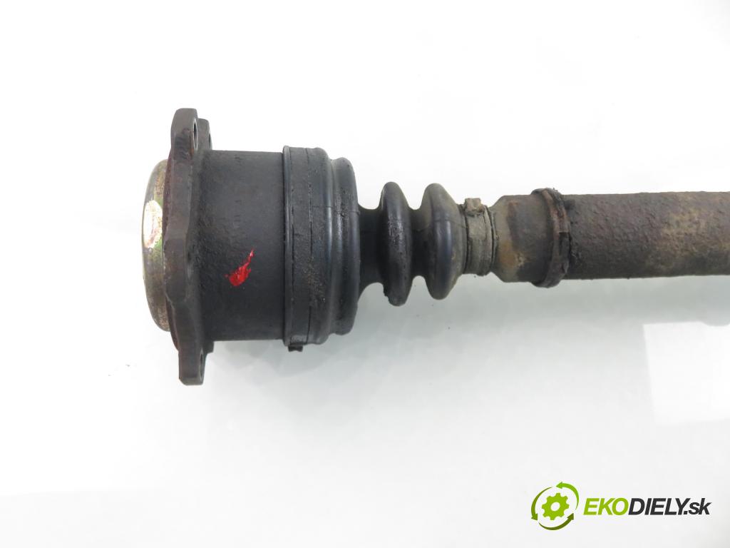 AUDI A4 (8D2, B5) SEDAN 1996 74,00 1.6 8V 100 - ADP 1595,00 Poloos LP