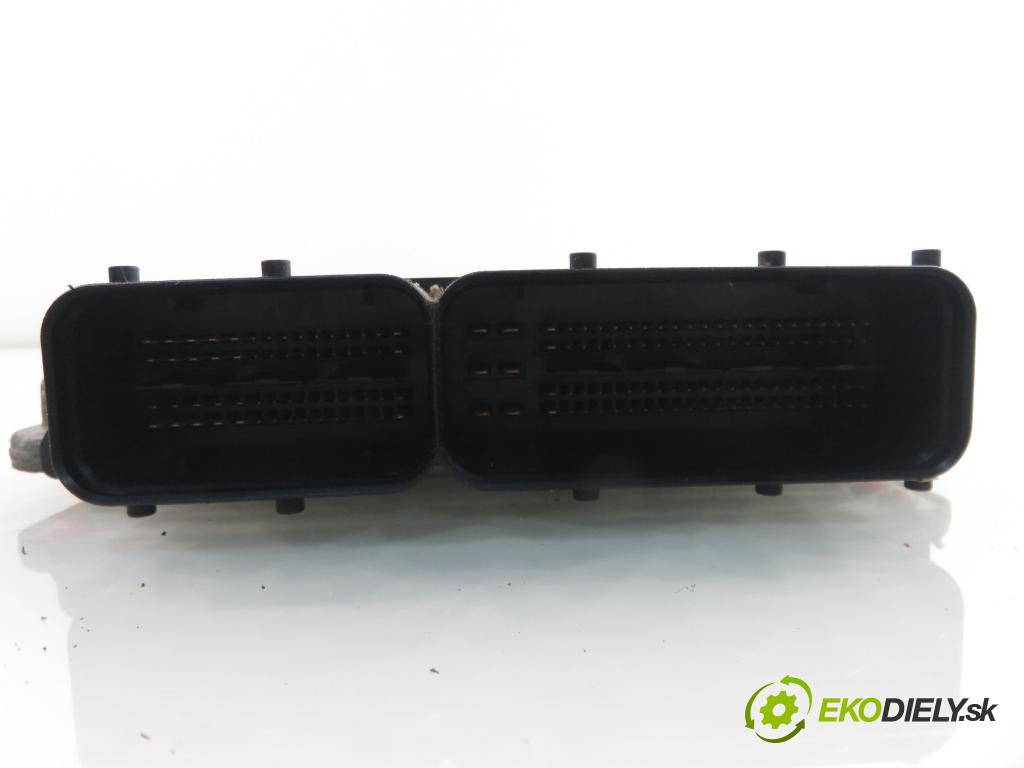 SEAT ALTEA (5P1) MINIVAN 2005 110,00 2.0 FSI - BLR 1984,00 Riadiaca jednotka Motor 06F906056BA ; 0261S02047