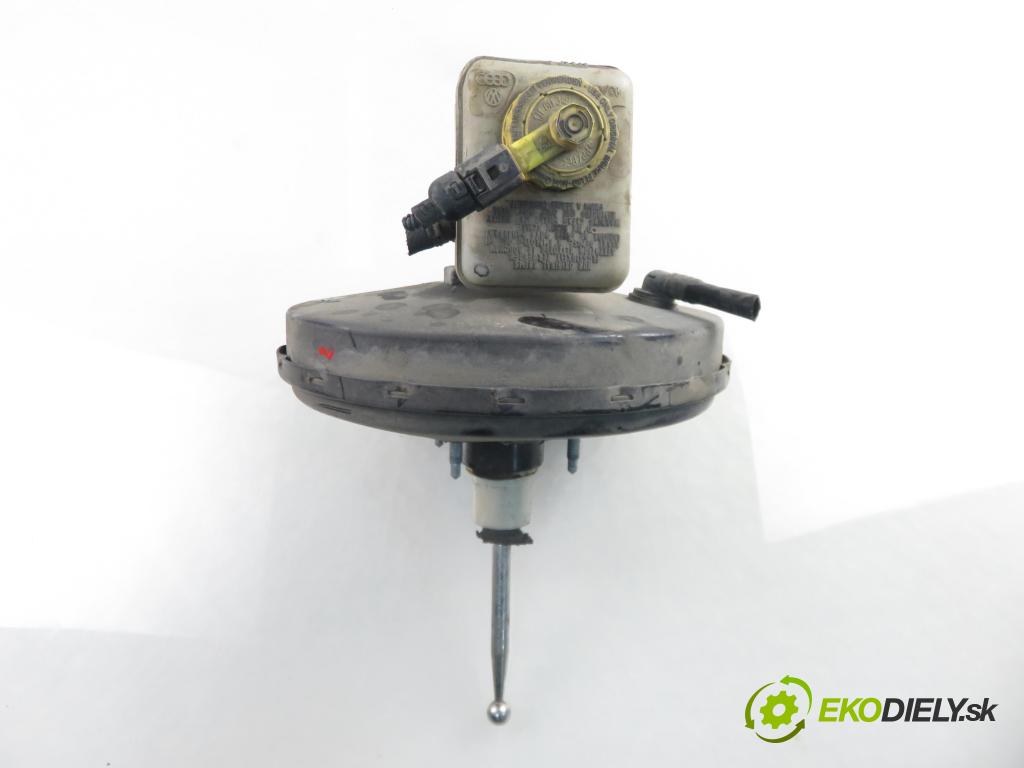 SEAT LEON (1M1) HB 2004 55,00 1.4 16V - BCA 1390,00 Posilovač 1J1614105H (Servočerpadlo)