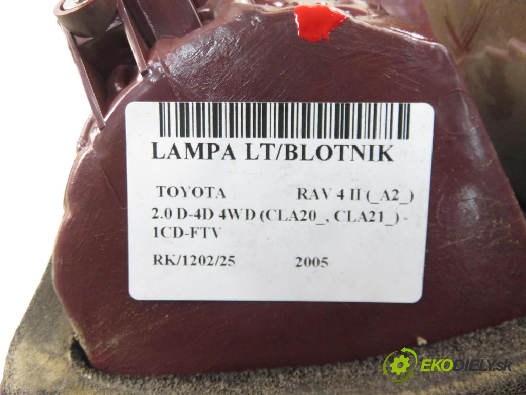 TOYOTA RAV 4 II (_A2_) SUV 2005 85,00 2.0 D-4D 4WD 116 - 1CD-FTV 1995,00 světlo levé zadní