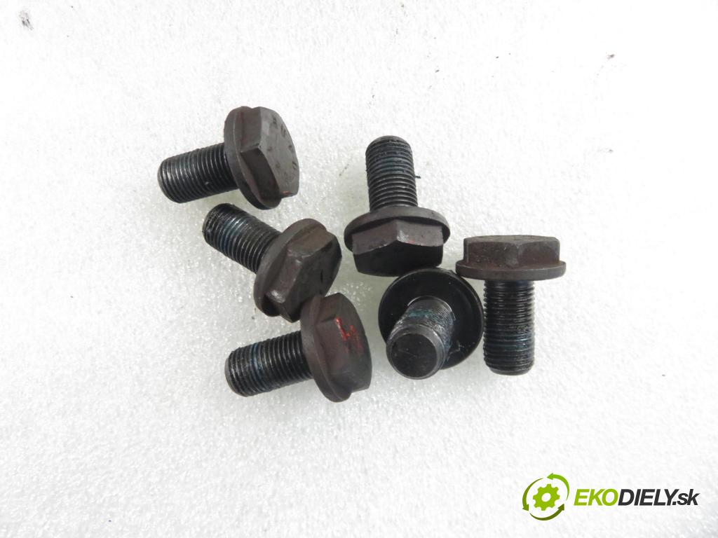 SKODA OCTAVIA I Combi (1U5) KOMBI 2004 74,00 1.9 TDI 4x4 - ATD 1896,00 Koleso zotrvačník 3082194233 ; 1862516343 ; 068105271F