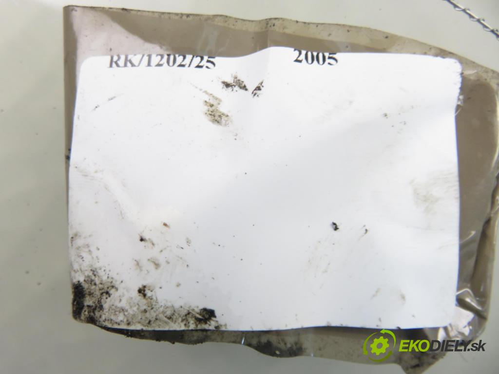 TOYOTA RAV 4 II (_A2_) SUV 2005 85,00 2.0 D-4D 4WD 116 - 1CD-FTV 1995,00 pumpa servočerpadlo  (Servočerpadlo)