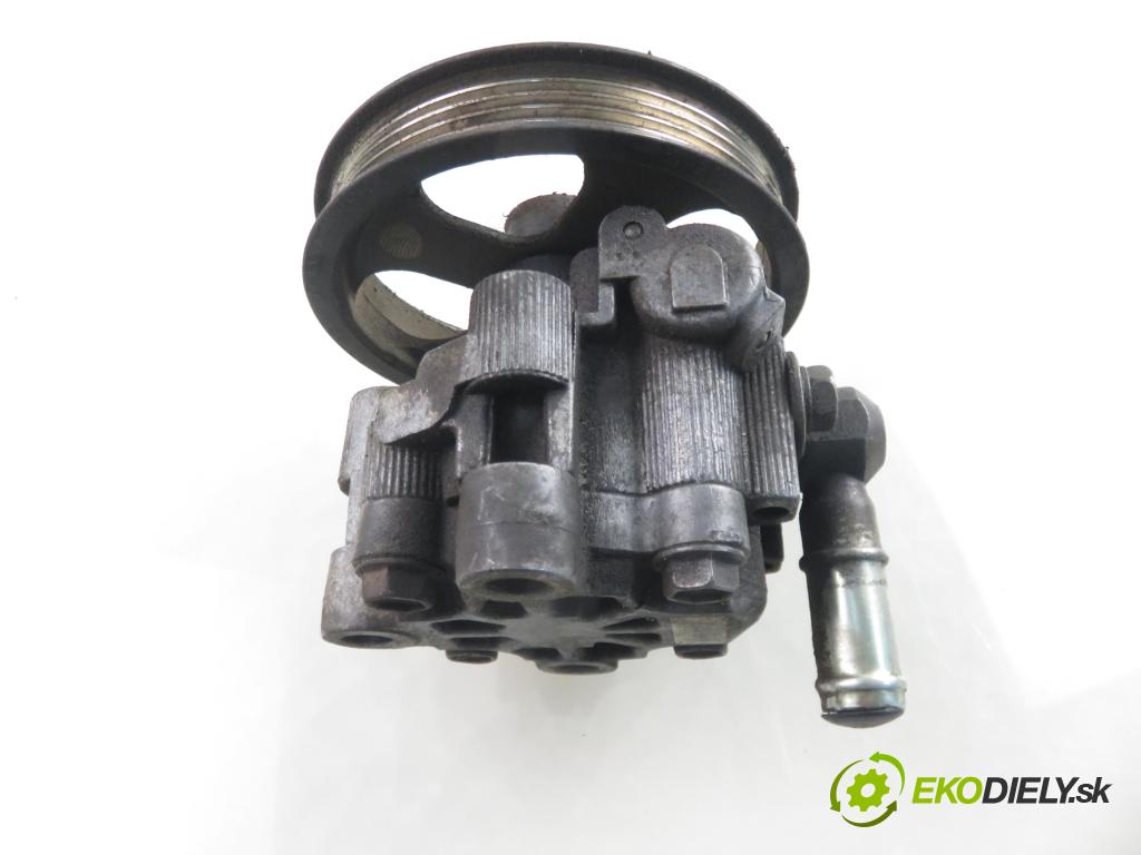 TOYOTA RAV 4 II (_A2_) SUV 2005 85,00 2.0 D-4D 4WD 116 - 1CD-FTV 1995,00 pumpa servočerpadlo  (Servočerpadlo)