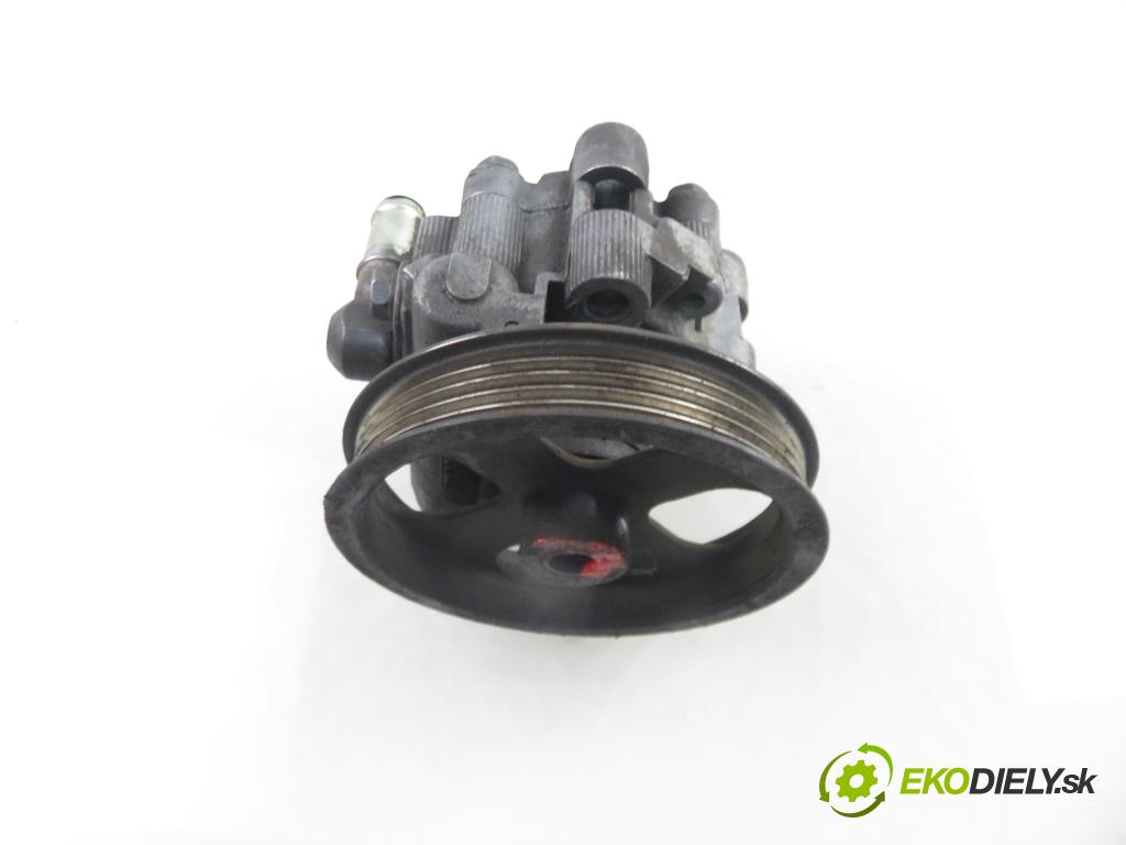 TOYOTA RAV 4 II (_A2_) SUV 2005 85,00 2.0 D-4D 4WD 116 - 1CD-FTV 1995,00 pumpa servočerpadlo  (Servočerpadlo)