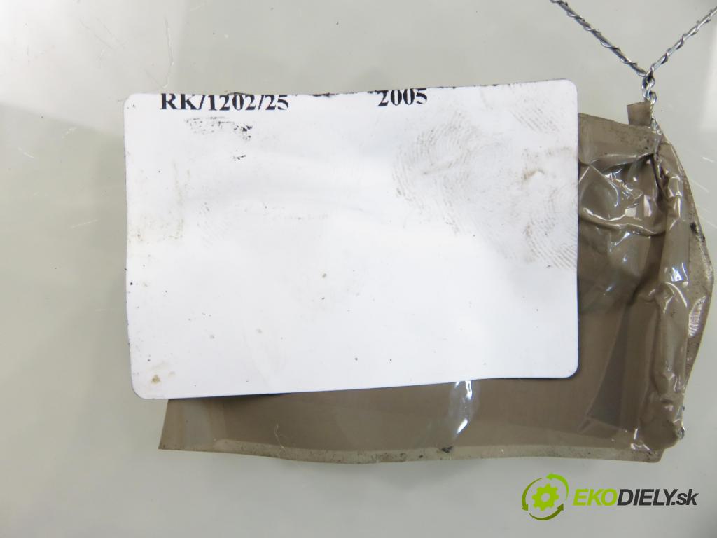 TOYOTA RAV 4 II (_A2_) SUV 2005 85,00 2.0 D-4D 4WD 116 - 1CD-FTV 1995,00 KOMPRESOR: klimatizácie 4472204302 (Kompresor klimatizácie)