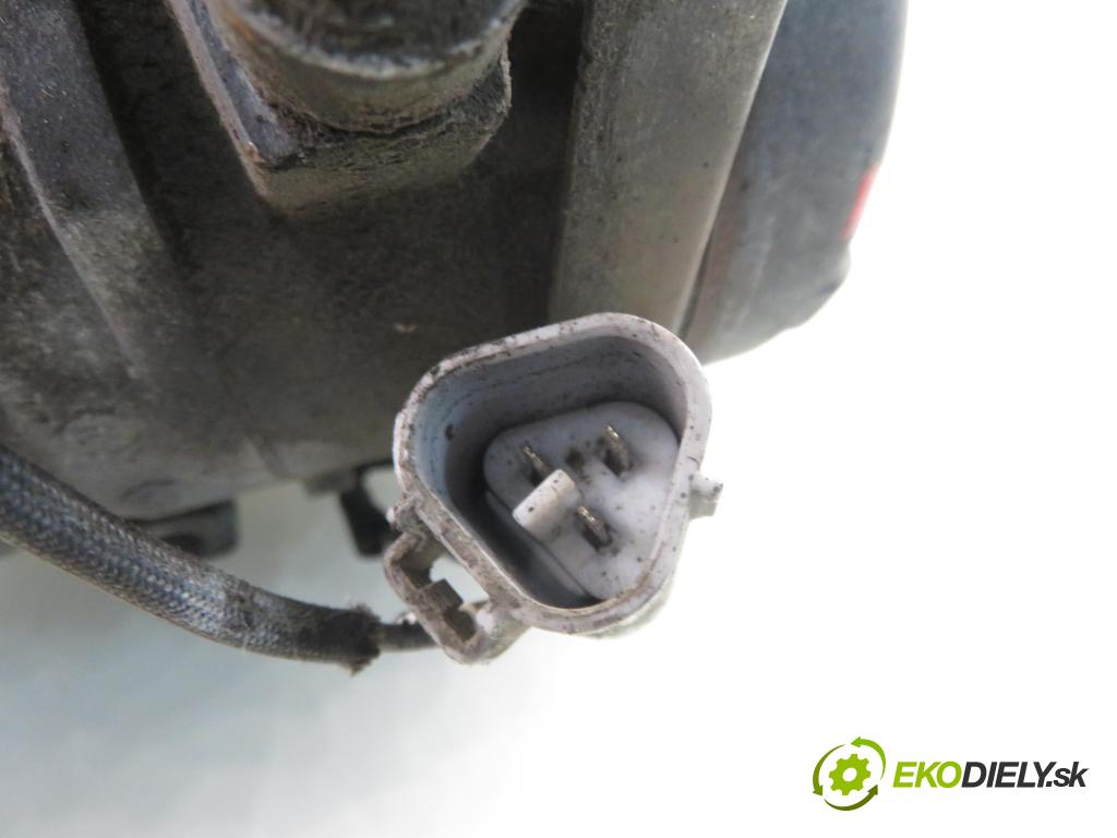 TOYOTA RAV 4 II (_A2_) SUV 2005 85,00 2.0 D-4D 4WD 116 - 1CD-FTV 1995,00 KOMPRESOR: klimatizácie 4472204302 (Kompresor klimatizácie)