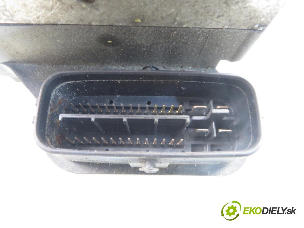 TOYOTA RAV 4 II (_A2_) SUV 2005 85,00 2.0 D-4D 4WD 116 - 1CD-FTV 1995,00 Pumpa ABS 4454042040 ; 8954142140 ; 1338007451 (Pumpa ABS)