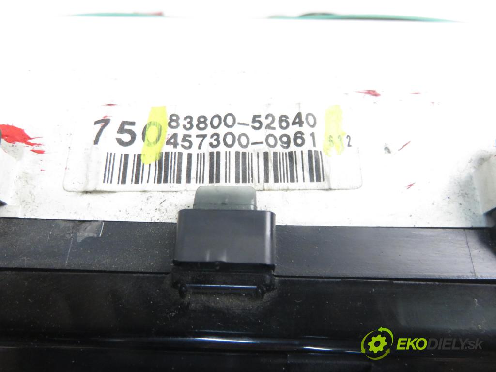 TOYOTA YARIS (_P1_) HB 2003 55,00 1.4 D-4D (NLP10_) - 1ND-TV 1364,00 prístrojovka elektrický 8380052640 ; 4573000961