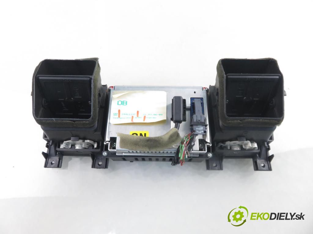 VAUXHALL VECTRA Mk II (C) LIFTBACK 2002 74,00 2.0 DTI 16V - Y 20 DTH 1995,00 ZOBRAZIT: 24461297 ; 5WK70093