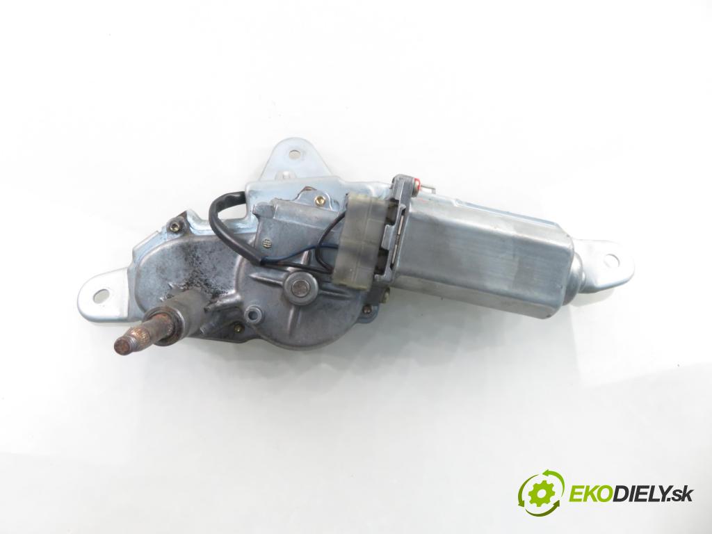 TOYOTA YARIS (_P1_) HB 2003 55,00 1.4 D-4D (NLP10_) - 1ND-TV 1364,00 motorek stěrače ZADNÍ: 8513052010 ; 1592004054